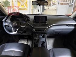 نيسان ألتيما